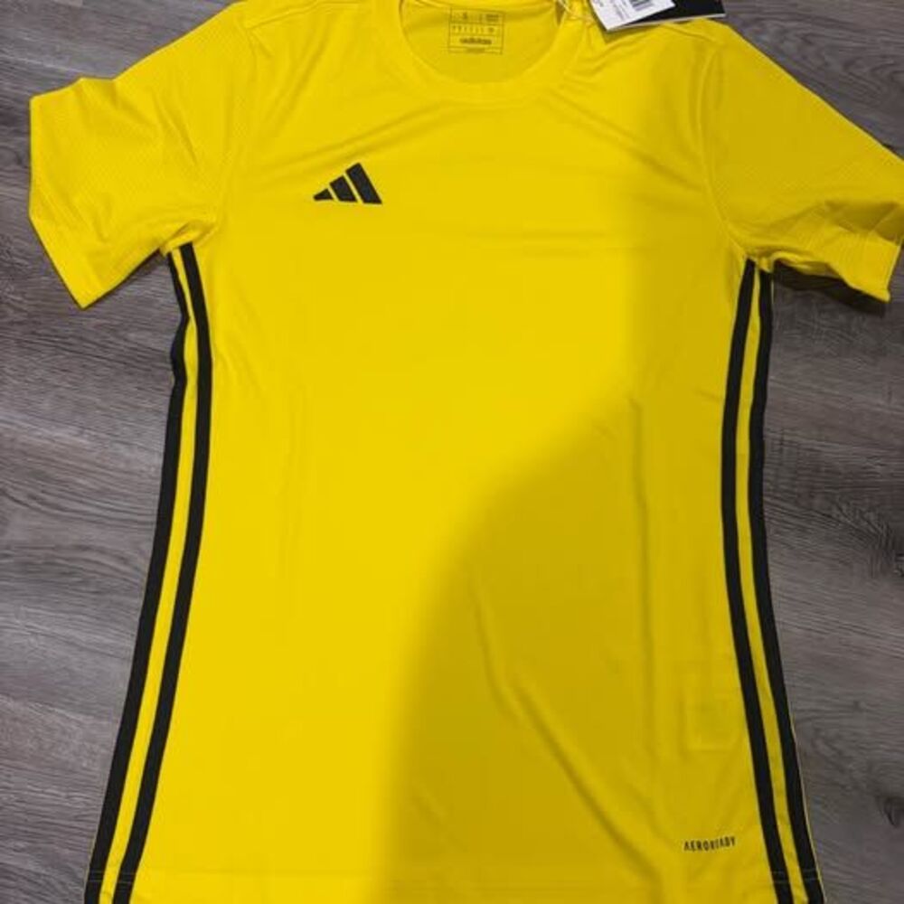 Adidas Tabela 23 AEROREADY Soccer Jersey Men’s Small – New With Tags